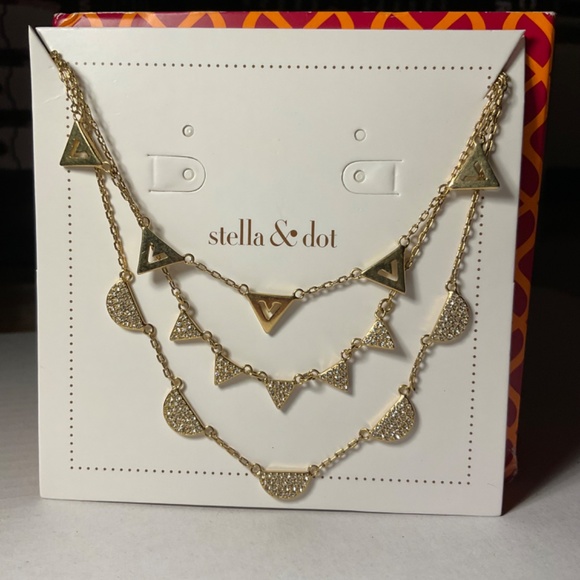 Stella & Dot Pave Chevron Gold Necklace - NIB! - Picture 1 of 4